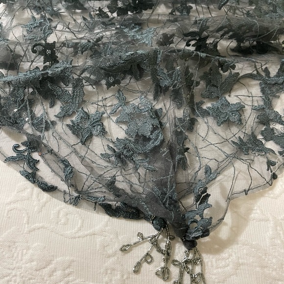 Montage by Mon Cheri formal evening dress - Picture 4 of 4